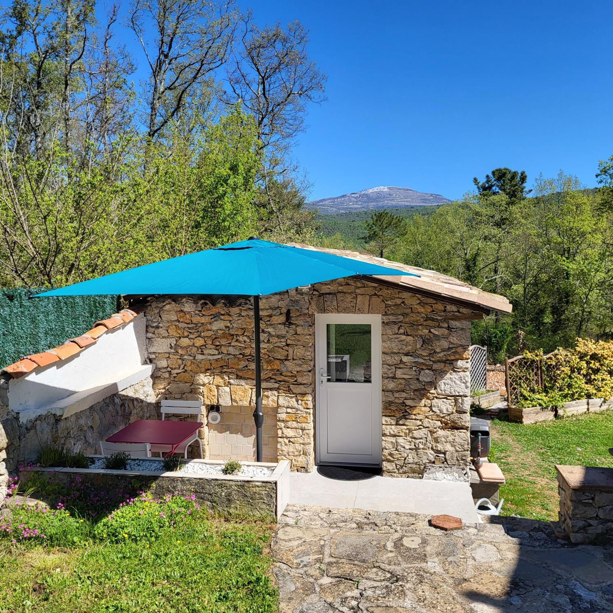 Les Pierres De Cezaire Hotel Saint-Cezaire-sur-Siagne Exterior photo